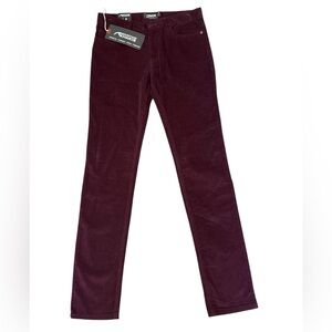 NWT Womens Moutain Khakis Corduroy Color Plum Size 6